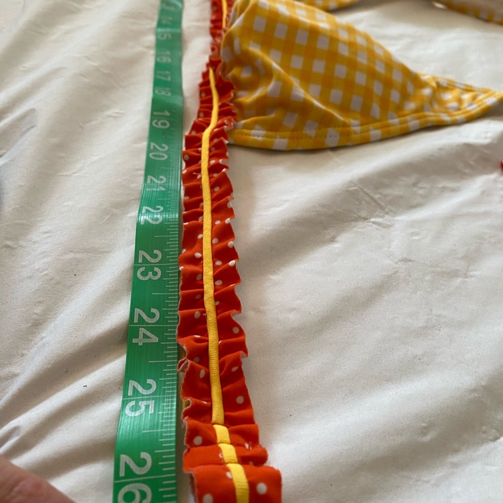 Bikini - Picture 3 of 4